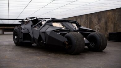 Wayne Enterprises เตรียมเสนอ Batman Tumbler ที่ใช้งานได้เต็มรูปแบบจำนวน 10 เครื่อง