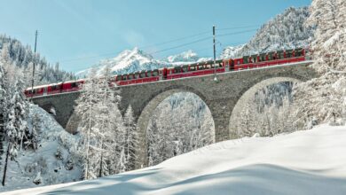 สี่เส้นทางพาโนรามาของ Swiss Grand Train Tour