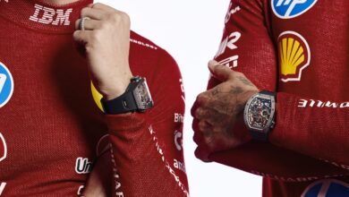 Richard Mille ร่วมมือกับ Ferrari สร้างสรรค์ RM 43-01 รุ่นล่าสุดที่โดดเด่นด้วยกลไกซับซ้อนและดีไซน์สุดล้ำ
