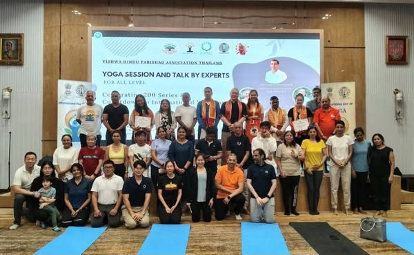 Yoga Event Celebrates 200th Session in Bangkok
