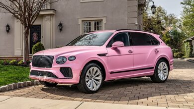Bentley ให้ผู้ใช้รถดีไซน์สีภายนอกของ Bentayga ได้ตามต้องการกับเฉดสีใหม่กว่า 111 สี